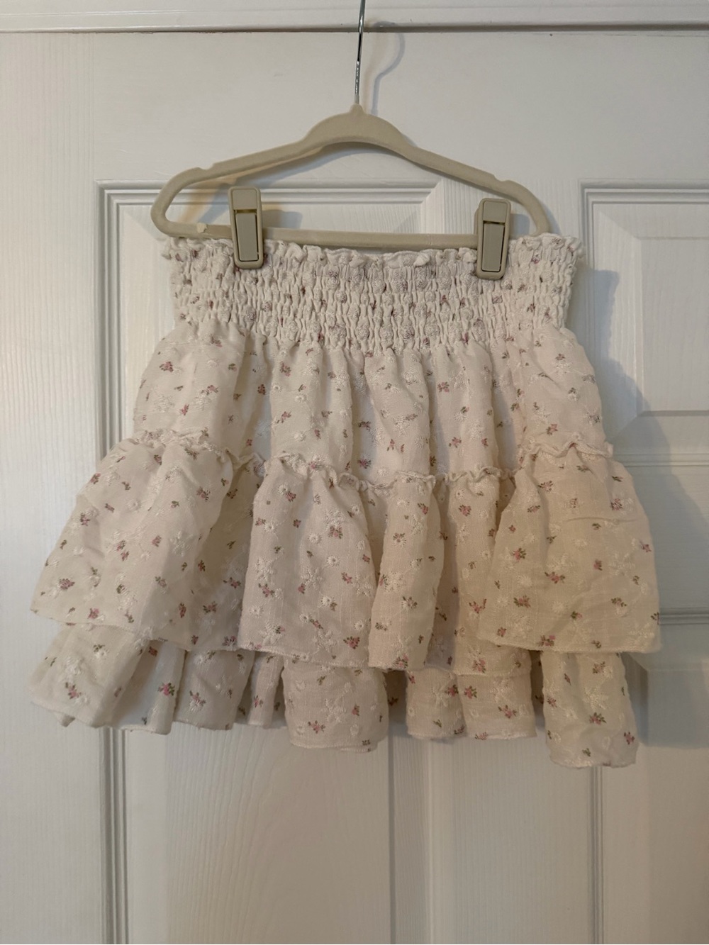 Altar’d State Floral Tiered Mini Skirt – Size XS